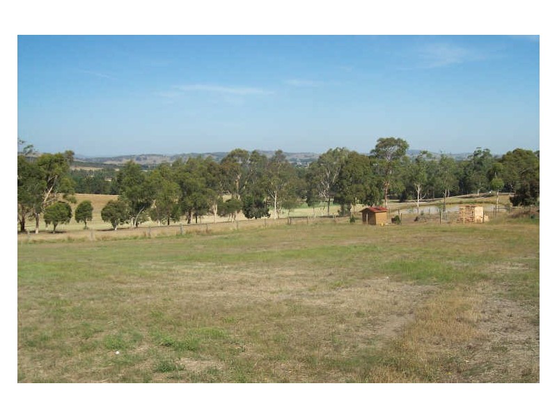614/ Carmelo Court, Hidden Valley VIC 3756