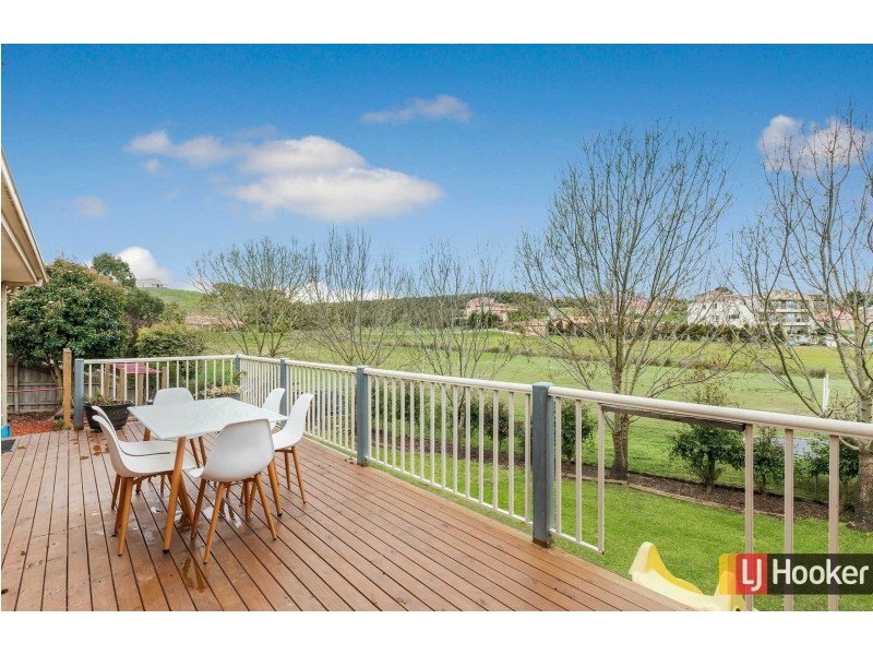 3 The Outlook, Hidden Valley VIC 3756