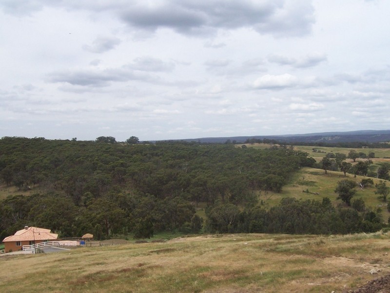 340 Dolomite Rise, Hidden Valley VIC 3756