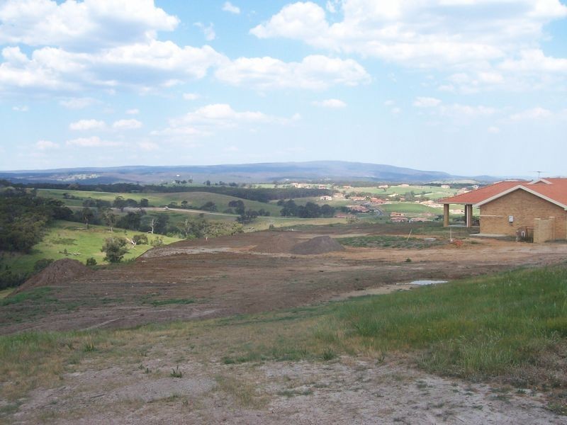 340 Dolomite Rise, Hidden Valley VIC 3756