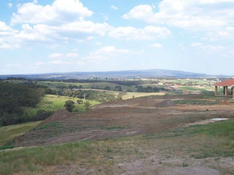 340 Dolomite Rise, Hidden Valley VIC 3756