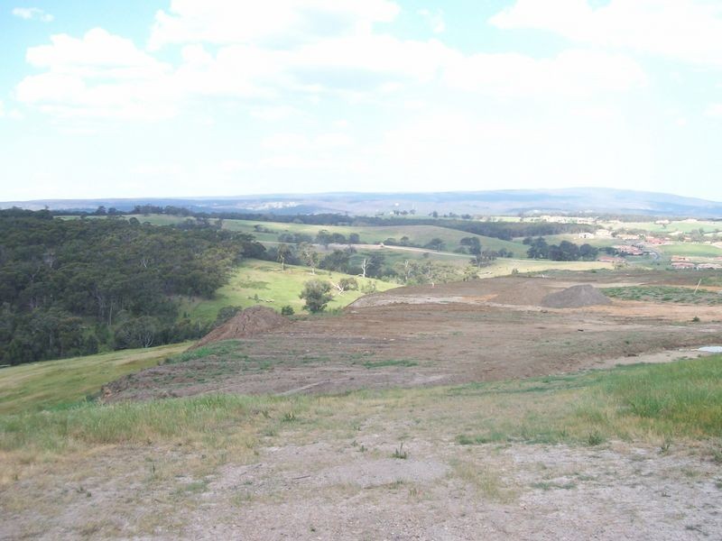 340 Dolomite Rise, Hidden Valley VIC 3756