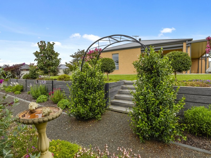11 Maestro Drive, Wallan VIC 3756