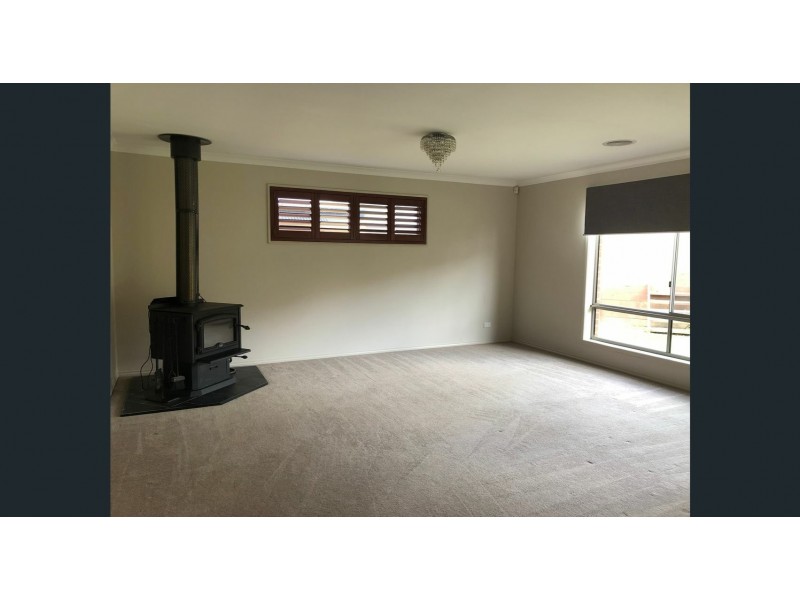 16 Salute Court, Wallan VIC 3756