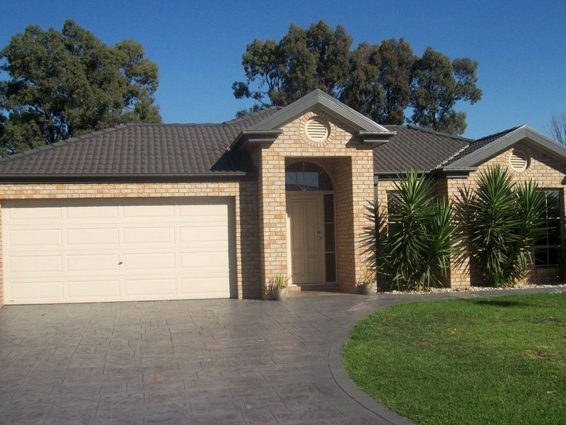 17 Mcleod Court, Wallan VIC 3756