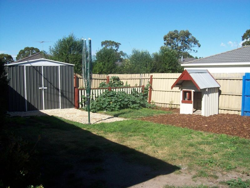 18 Wyatt Way, Wallan VIC 3756