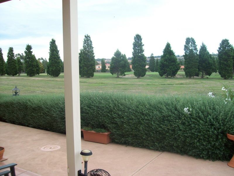 20 St Andrews Close, Hidden Valley VIC 3756