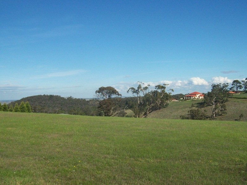 Lot 320 Dolomite Rise, Hidden Valley VIC 3756