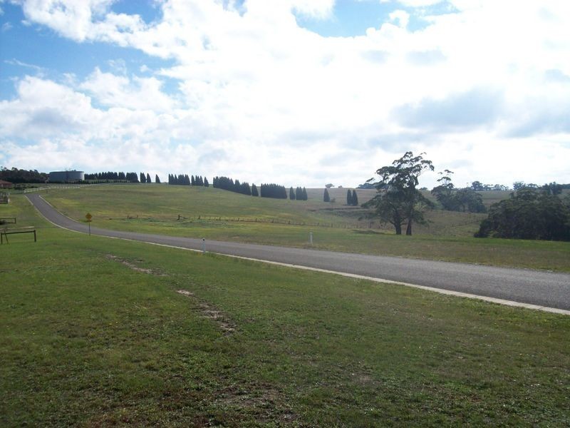 Lot 320 Dolomite Rise, Hidden Valley VIC 3756