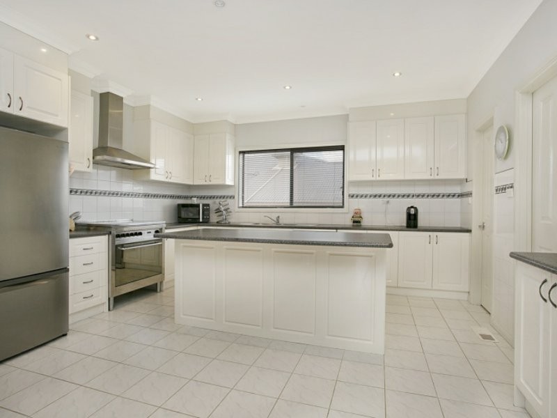 21 Pamela Court, Wallan VIC 3756