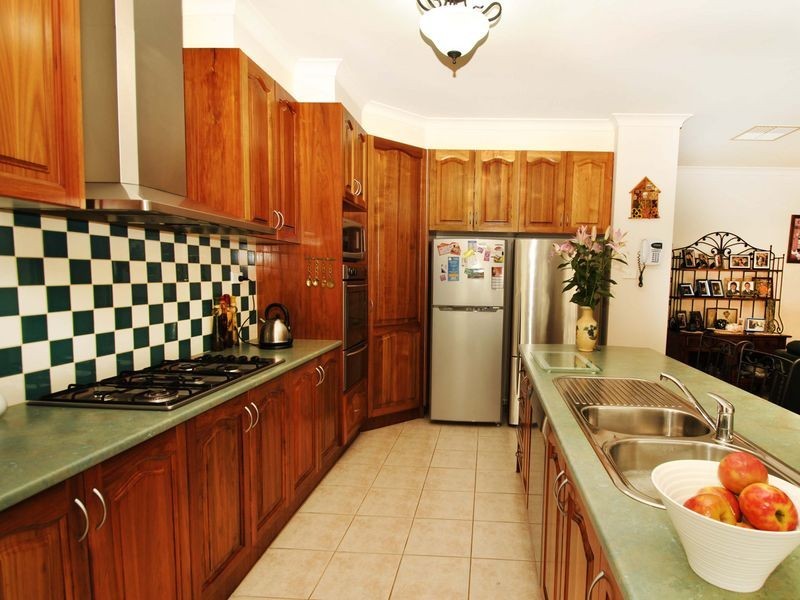 10 Morris Court, Kilmore VIC 3764