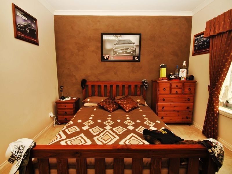 10 Morris Court, Kilmore VIC 3764