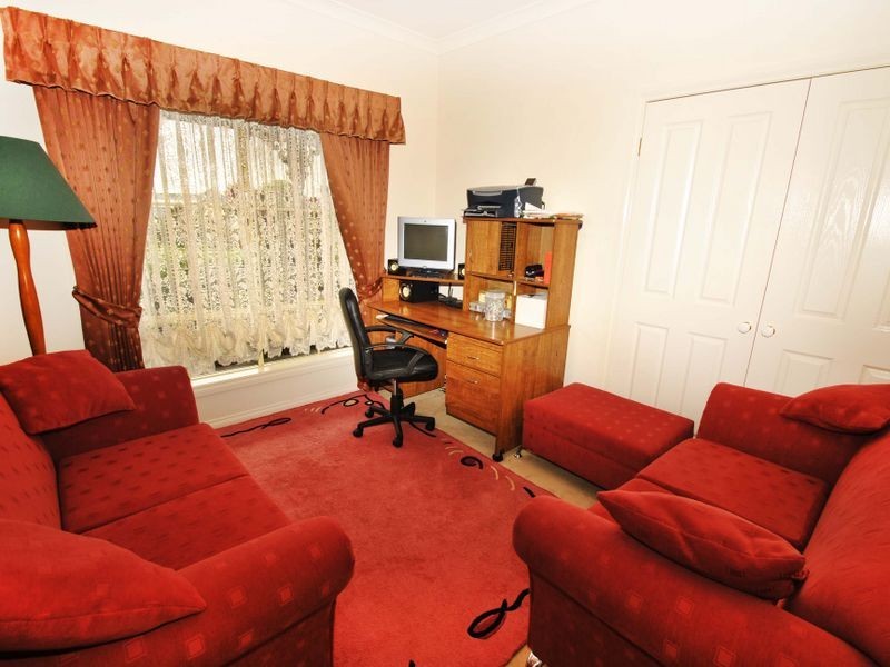 10 Morris Court, Kilmore VIC 3764