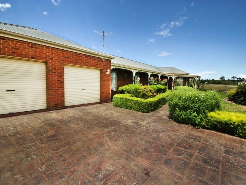 10 Morris Court, Kilmore VIC 3764