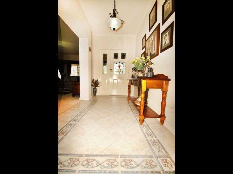 10 Morris Court, Kilmore VIC 3764