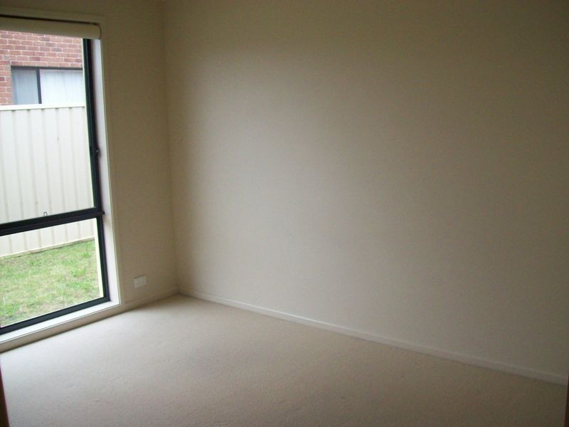 26 St Andrews Close, Hidden Valley VIC 3756