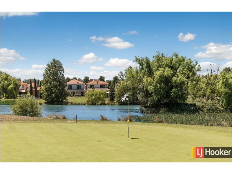 9 Lakeside Drive, Hidden Valley VIC 3756