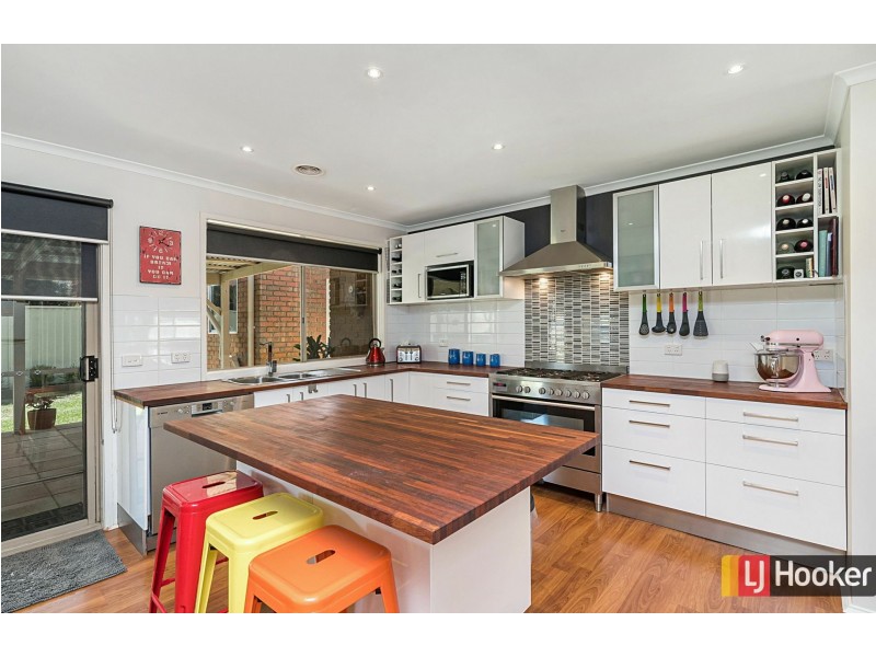 31 Franklin Close, Wallan VIC 3756