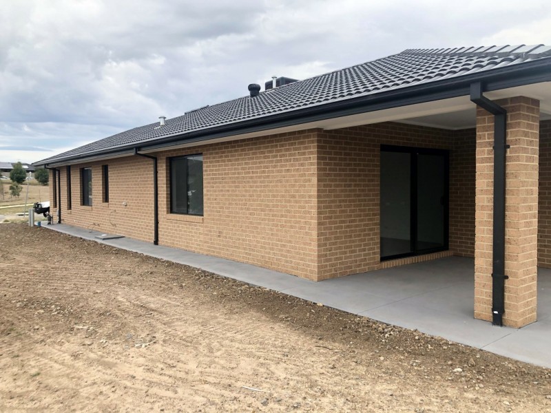 2 Rosella Way, Wallan VIC 3756