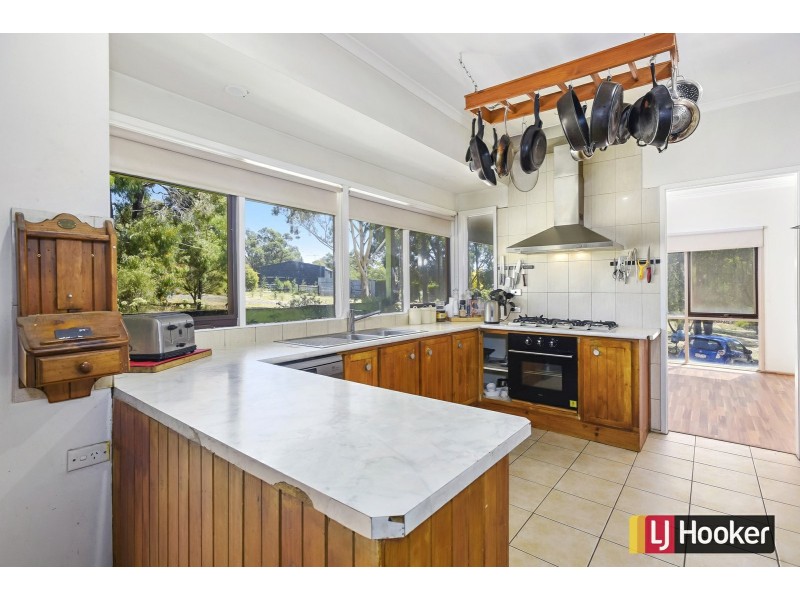 17 Baden Drive, Heathcote Junction VIC 3758
