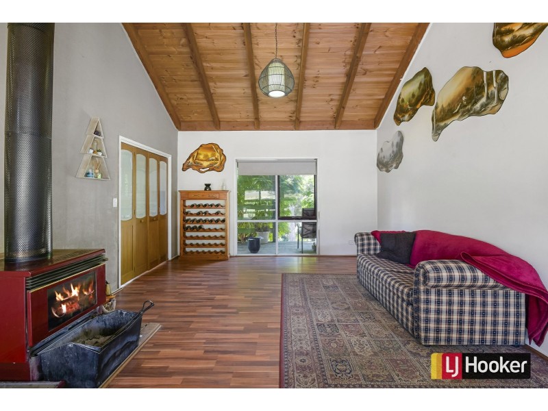 17 Baden Drive, Heathcote Junction VIC 3758