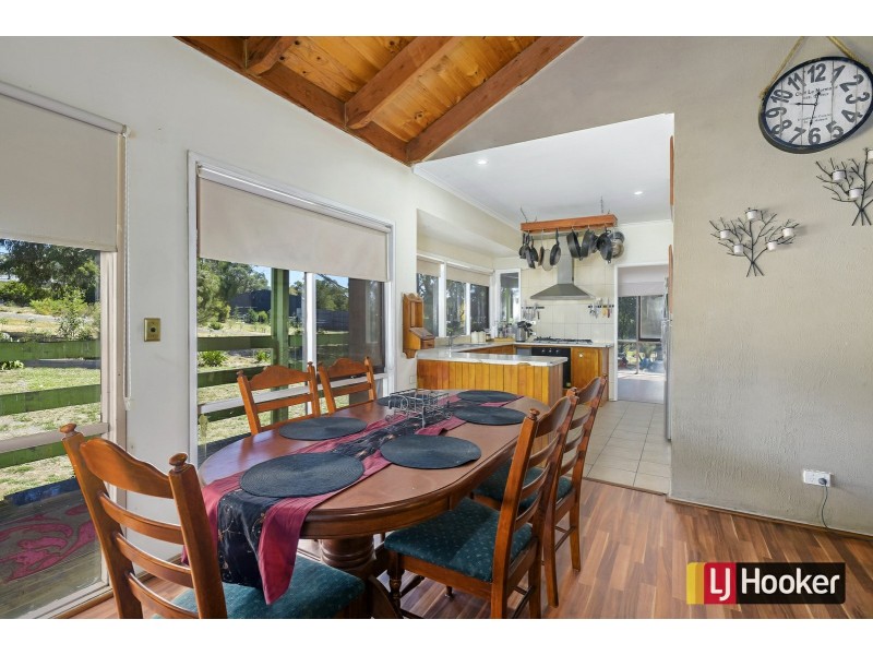 17 Baden Drive, Heathcote Junction VIC 3758