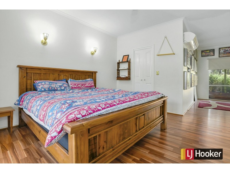 17 Baden Drive, Heathcote Junction VIC 3758