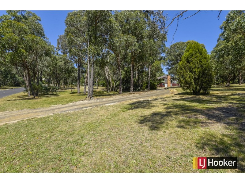 17 Baden Drive, Heathcote Junction VIC 3758