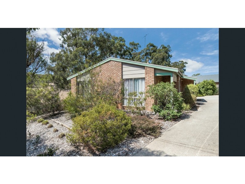 Unit 1/30 Clarey Avenue, Seymour VIC 3660