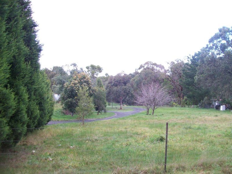 93 North Mountain Road, Heathcote Junction VIC 3758