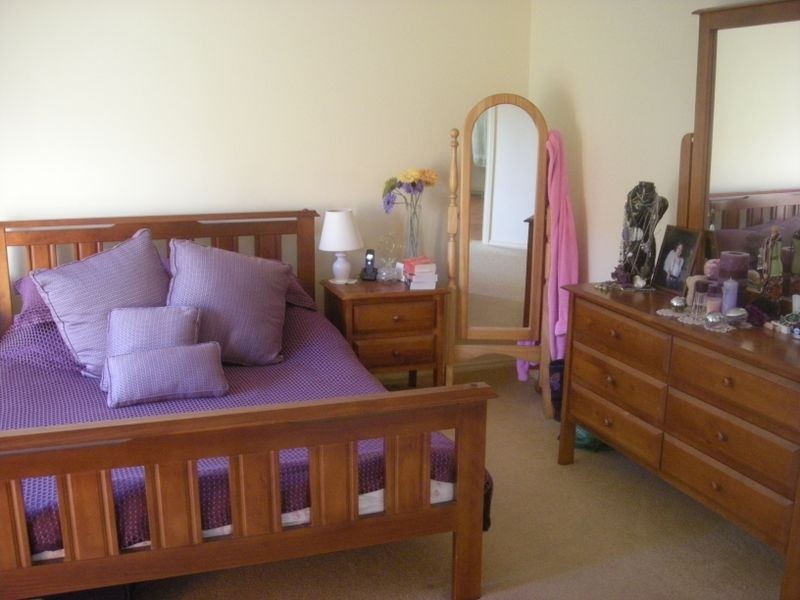 16 Lakeside Drive, Hidden Valley VIC 3756