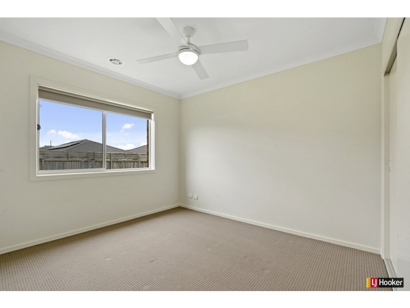 63 Golf Links Drive, Beveridge VIC 3753