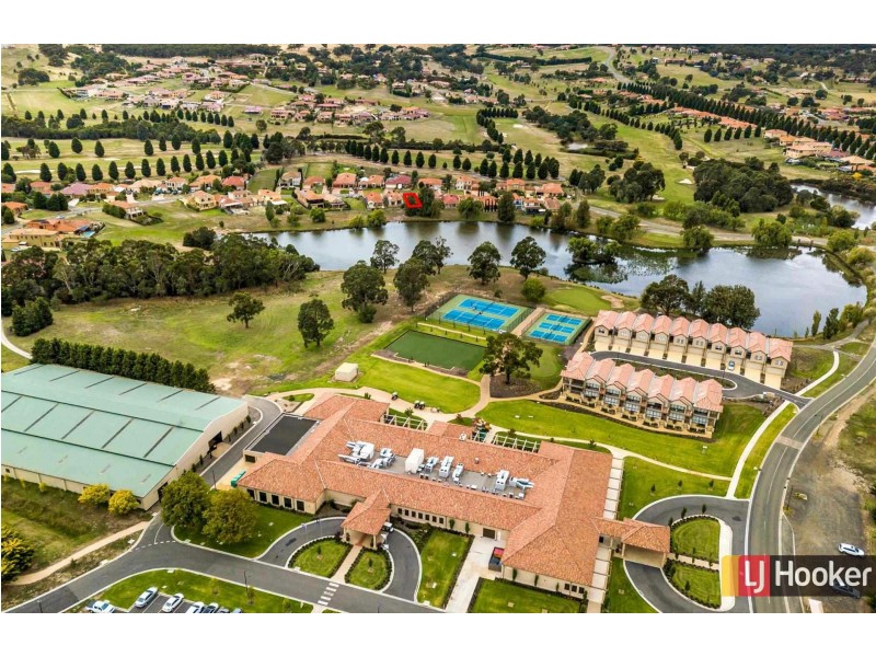 21 Lakeside Drive, Hidden Valley VIC 3756