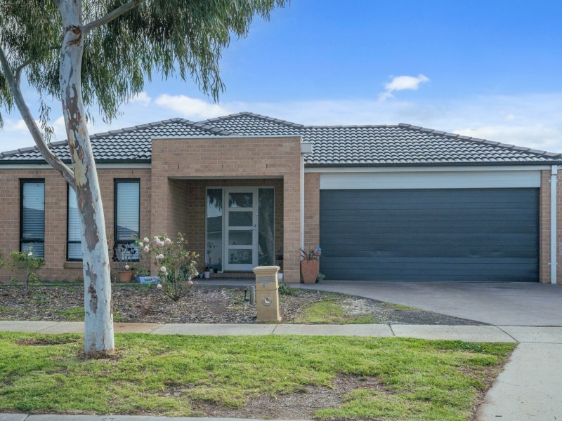 47 Maidenhair Drive, Wallan VIC 3756