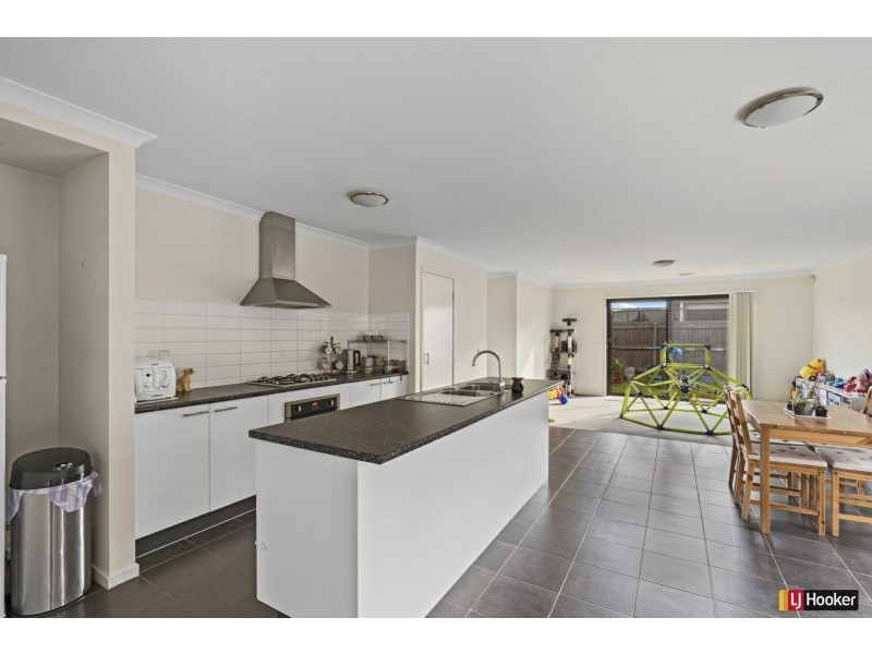 47 Maidenhair Drive, Wallan VIC 3756