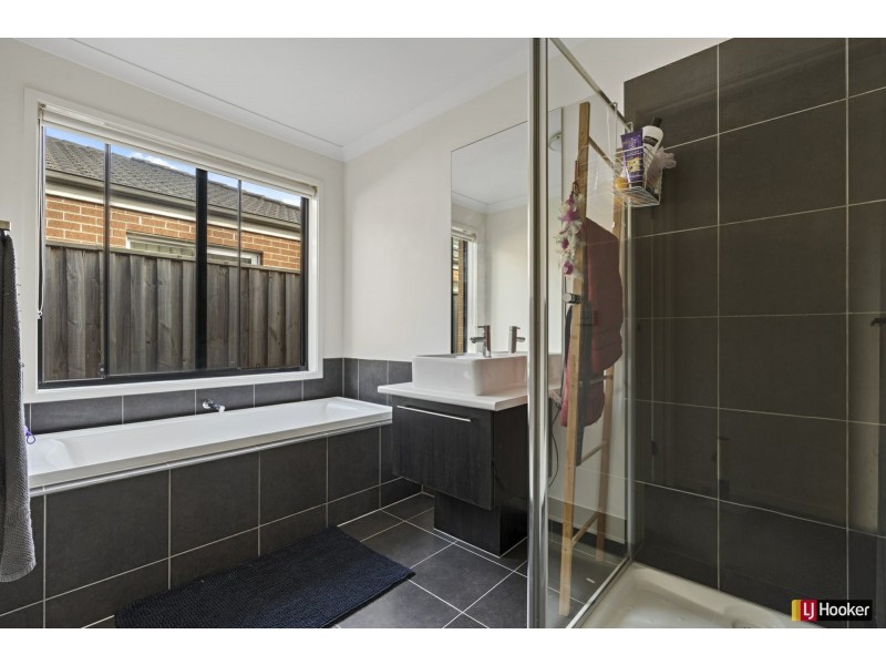 47 Maidenhair Drive, Wallan VIC 3756