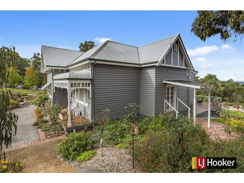 4 Hanson Road, Wallan VIC 3756