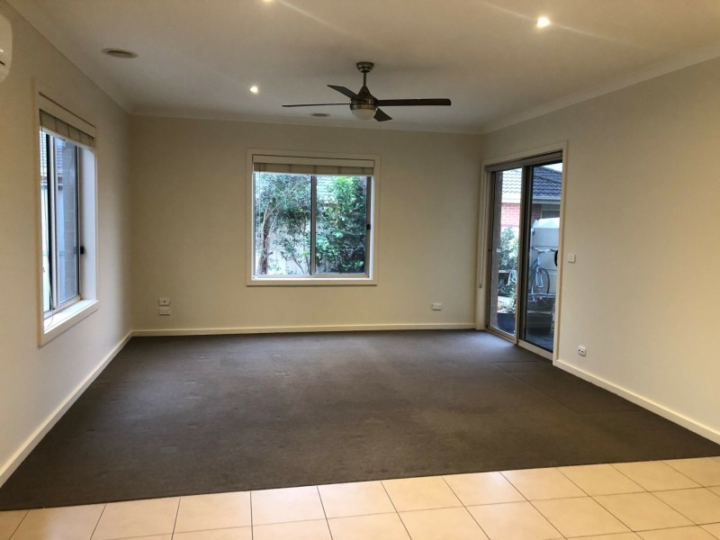 Unit 6/5 Eden Place, Wallan VIC 3756