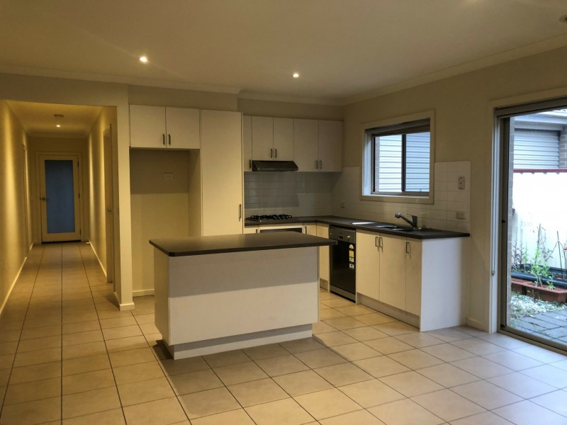 Unit 6/5 Eden Place, Wallan VIC 3756