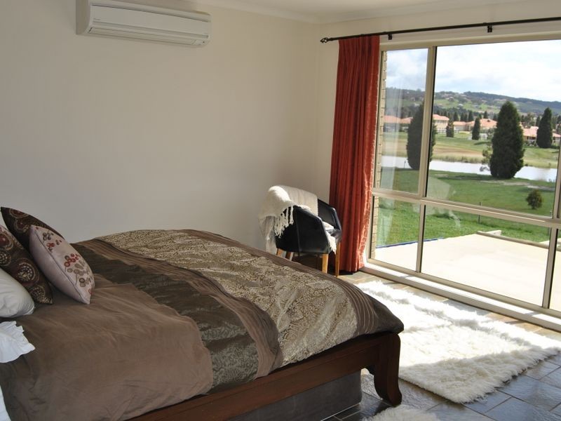 62 St Andrews Close, Hidden Valley VIC 3756