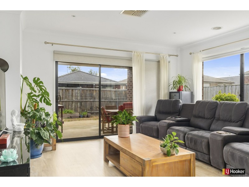 136 Wallara Waters Boulevard, Wallan VIC 3756