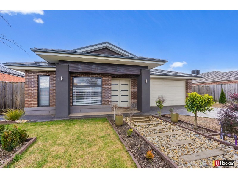 136 Wallara Waters Boulevard, Wallan VIC 3756