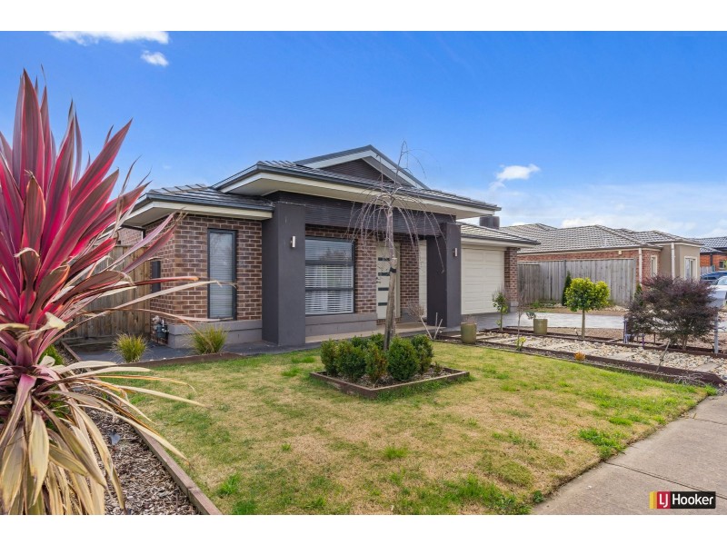 136 Wallara Waters Boulevard, Wallan VIC 3756