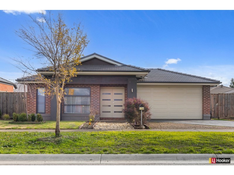 136 Wallara Waters Boulevard, Wallan VIC 3756