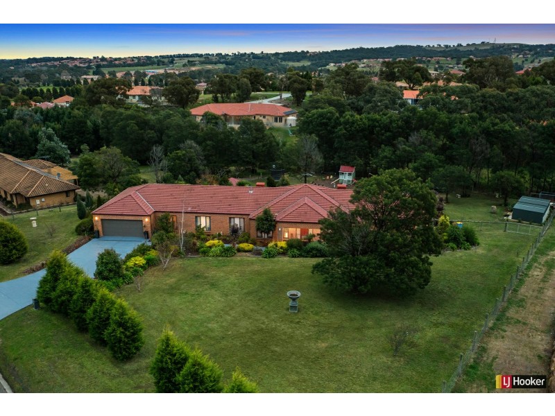 4 Fina Court, Hidden Valley VIC 3756