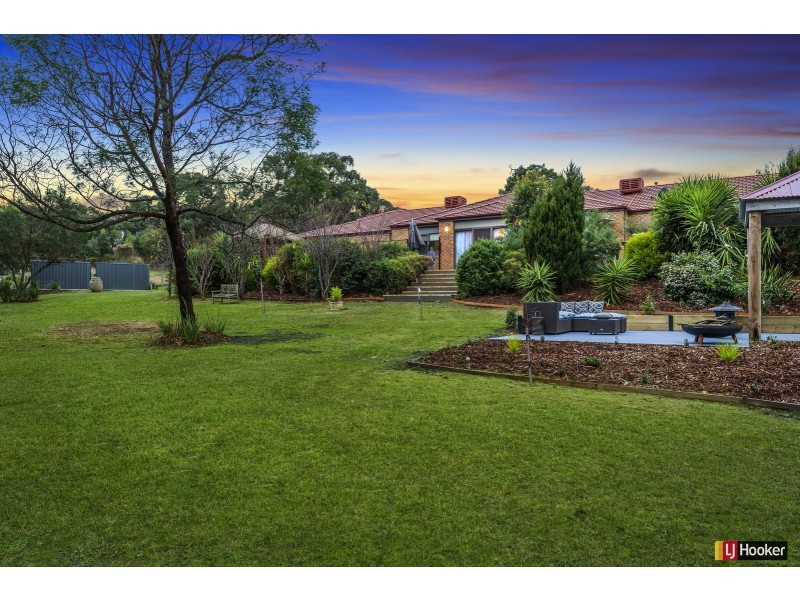 4 Fina Court, Hidden Valley VIC 3756