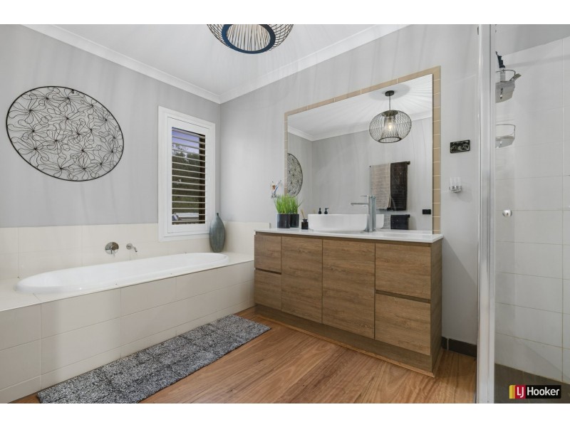 4 Fina Court, Hidden Valley VIC 3756