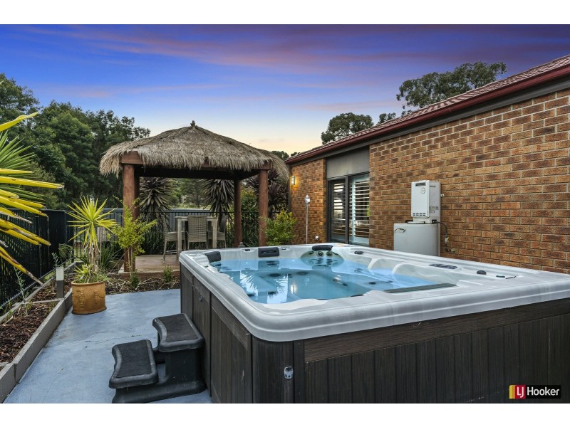 4 Fina Court, Hidden Valley VIC 3756