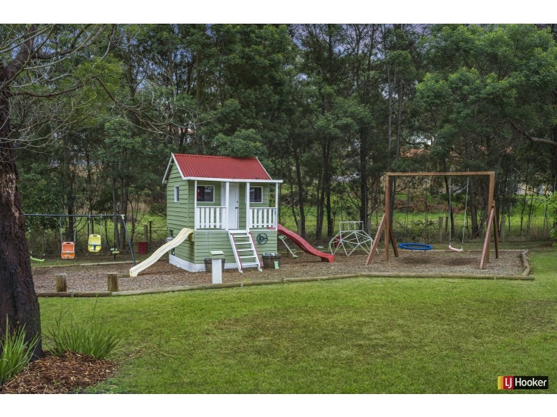 4 Fina Court, Hidden Valley VIC 3756