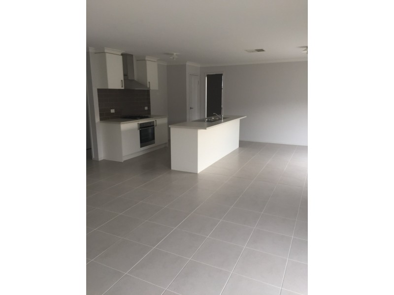 18 Tarago Street, Wallan VIC 3756